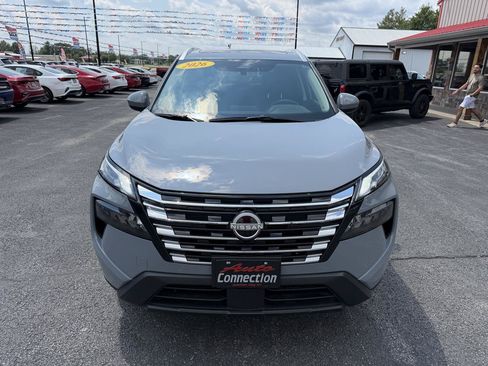 Used 2026 Nissan Rogue SV w/ SV Premium Package AWD/4WD image 11