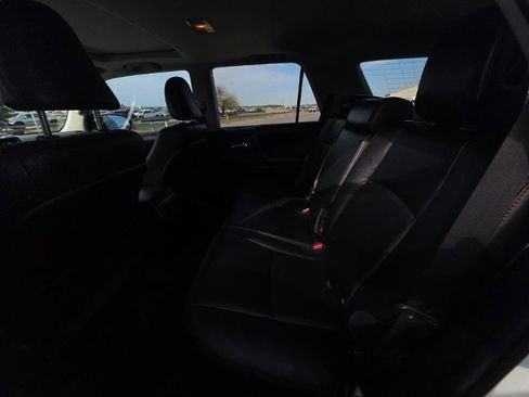 Used 2018 Toyota 4Runner TRD Off-Road Premium image 10