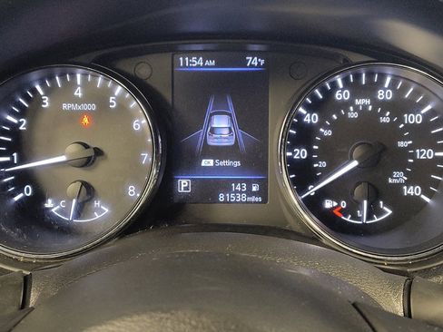 Used 2019 Nissan Rogue SV FWD image 23