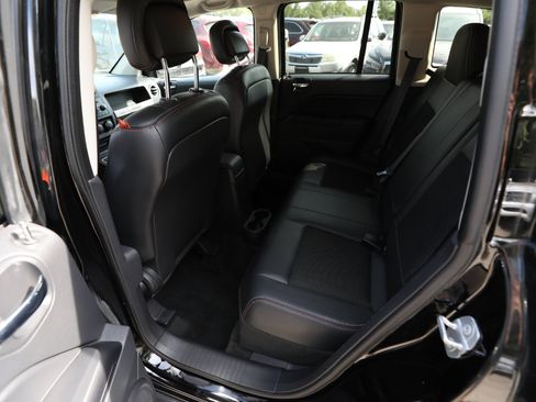 Used 2016 Jeep Compass 75th Anniversary w/ Power Value Group image 15