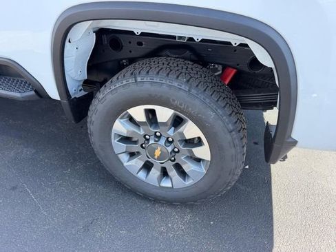 New 2026 Chevrolet Silverado 2500 Custom w/ Custom Value Package AWD/4WD image 8