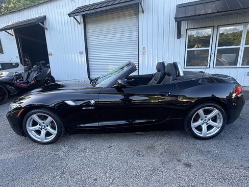 Used 2011 BMW Z4 sDrive30i RWD image 19
