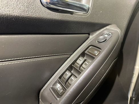 Used 2008 HUMMER H3 Luxury AWD/4WD image 8