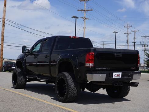 Used 2014 GMC Sierra 2500 SLE w/ SLE Preferred Package AWD/4WD image 5