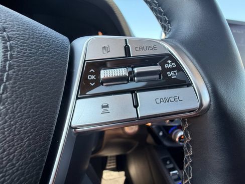 Used 2022 Kia Telluride SX w/ SX Prestige Package AWD/4WD image 17