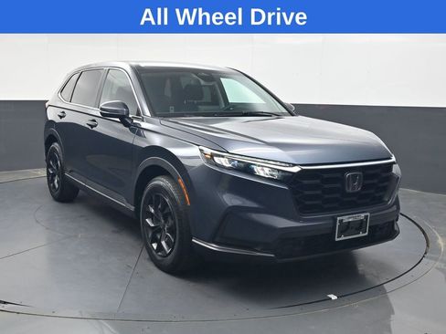 Used 2024 Honda CR-V LX image 2