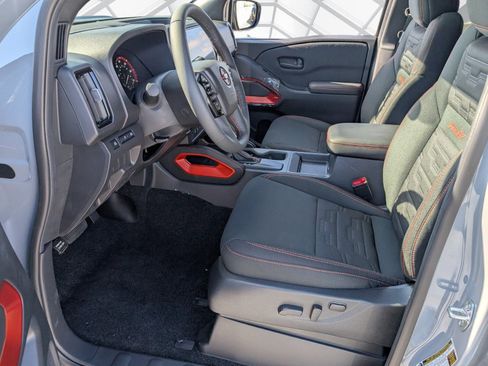 New 2026 Nissan Frontier Pro-X image 7