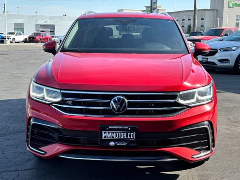 Used 2024 Volkswagen Tiguan SEL R-Line AWD/4WD image 2