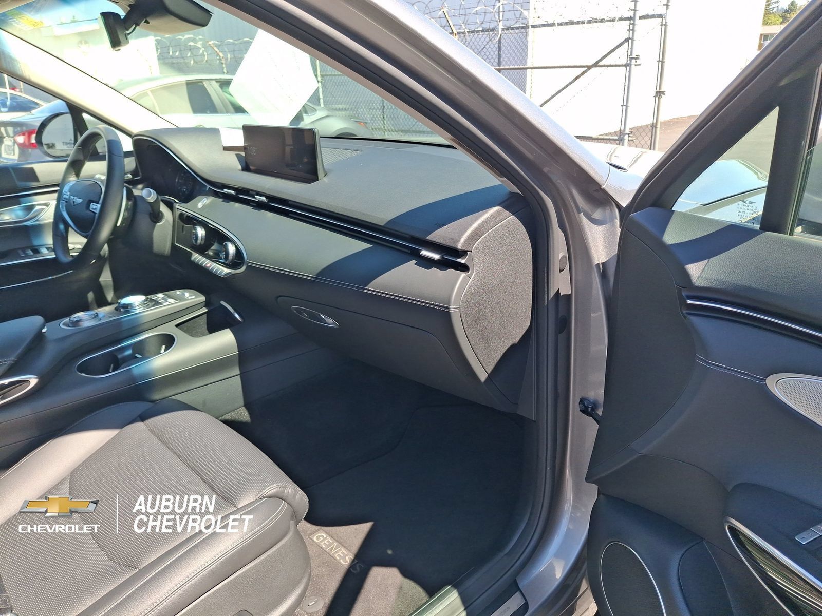 Used 2025 Genesis GV70 2.5T AWD/4WD image 20