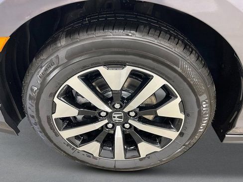 New 2026 Honda Odyssey EX-L image 10