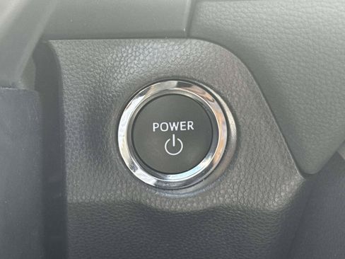 Used 2025 Toyota RAV4 XLE w/ Convenience Package AWD/4WD image 27