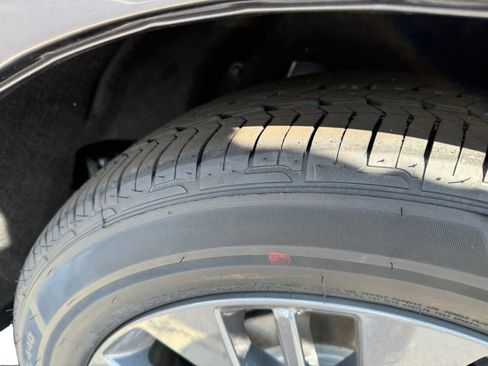 New 2026 Honda Odyssey Touring image 9