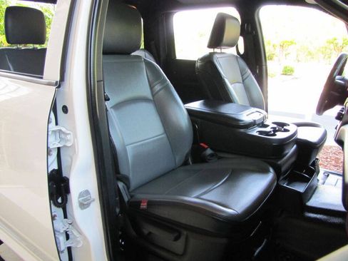 Used 2022 RAM 2500 Tradesman AWD/4WD image 22