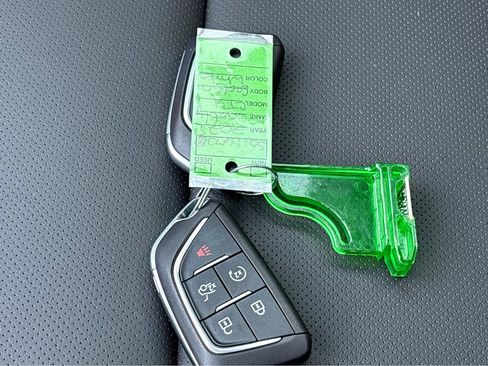 Used 2025 Cadillac CT4 Premium Luxury image 27