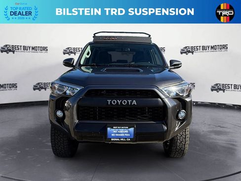 Used 2018 Toyota 4Runner TRD Off-Road Premium AWD/4WD image 2