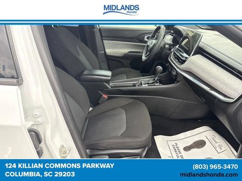 Used 2023 Jeep Compass Sport AWD/4WD image 39