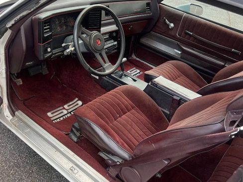 Used 1987 Chevrolet Monte Carlo SS image 10