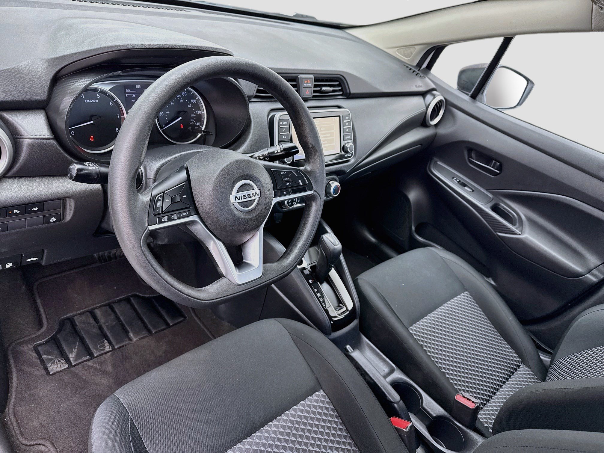 Used 2021 Nissan Versa S FWD image 7