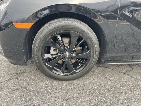 Used 2023 Honda Odyssey Sport image 12