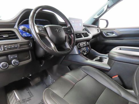 Used 2022 Chevrolet Tahoe RST w/ Sport Performance Package RWD image 8