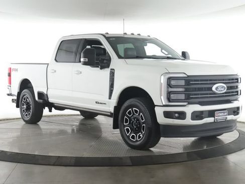 Used 2026 Ford F250 Platinum AWD/4WD image 2