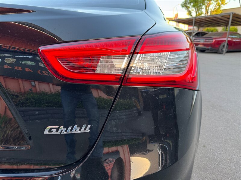 Used 2018 Maserati Ghibli S GranSport Q4 AWD/4WD image 16