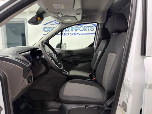 Used 2020 Ford Transit Connect XL image 9