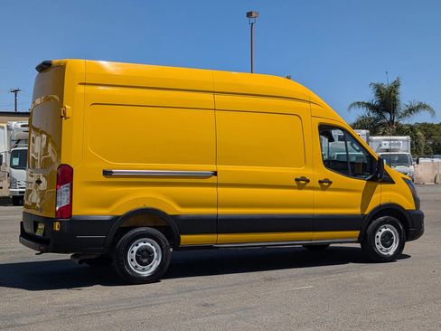 Used 2021 Ford Transit 250 148 High Roof w/ Load Area Protection Package image 2