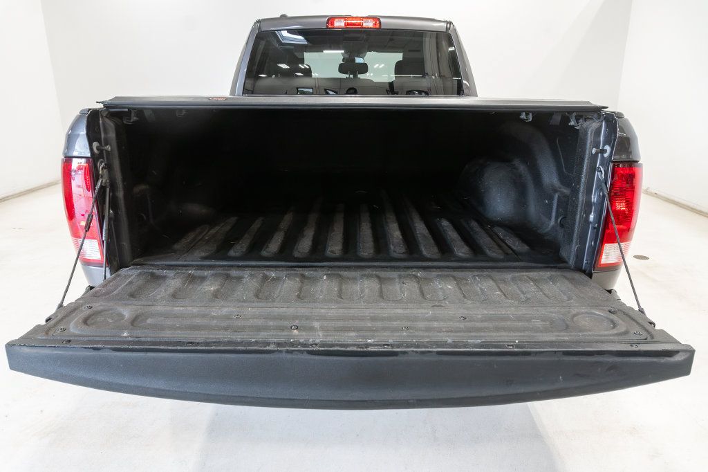 Used 2017 RAM 1500 Express w/ Express Value Package AWD/4WD image 25