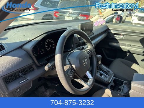 Used 2023 Honda CR-V EX image 15