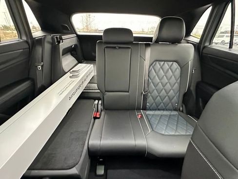 New 2026 Volkswagen Atlas Cross Sport SEL Premium R-Line image 30