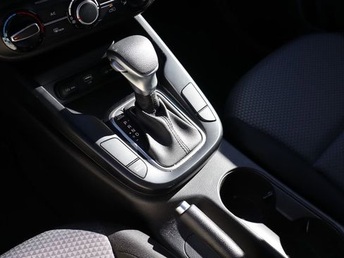 Used 2025 Kia Soul LX w/ Option Group 015 image 22