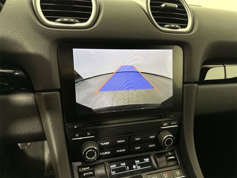 Certified 2021 Porsche 718 Boxster Spyder image 28