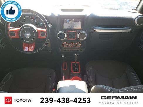 Used 2018 Jeep Wrangler Unlimited Sahara w/ Connectivity Group image 18