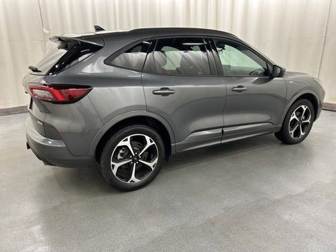 Used 2023 Ford Escape ST-Line Select w/ Tech Pack #1 image 4