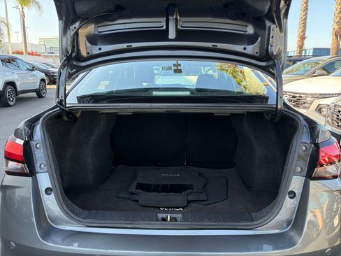 Used 2025 Nissan Versa SV image 29