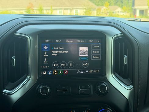 Used 2020 Chevrolet Silverado 2500 LTZ w/ LTZ Premium Package AWD/4WD image 25