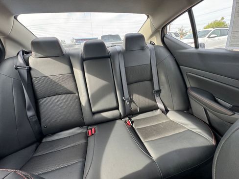 Used 2025 Nissan Altima 2.5 SR image 37