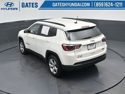 Used 2020 Jeep Compass Latitude w/ Cold Weather Group image 51