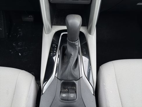 Used 2024 Toyota Corolla Cross L image 20