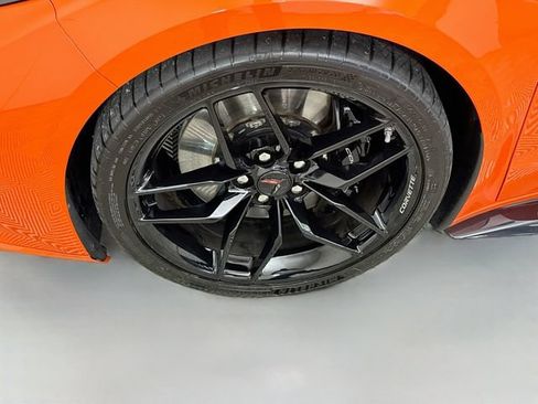 Used 2025 Chevrolet Corvette Z06 RWD image 28