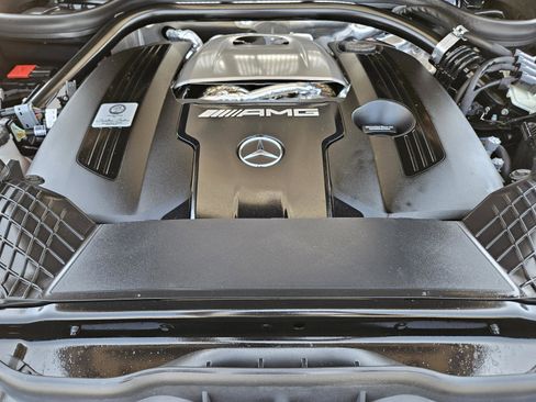 Certified 2025 Mercedes-Benz G 63 AMG 4MATIC image 33