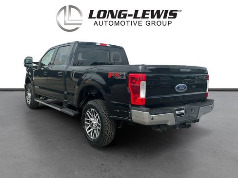 Used 2019 Ford F250 Lariat w/ Lariat Value Package AWD/4WD image 4