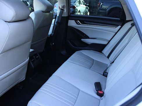 Used 2019 Honda Accord EX-L image 14