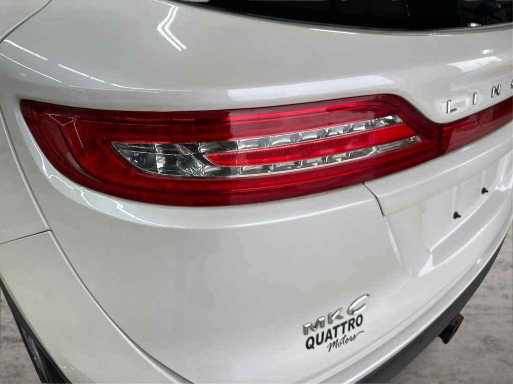 Used 2017 Lincoln MKC Reserve AWD/4WD image 21