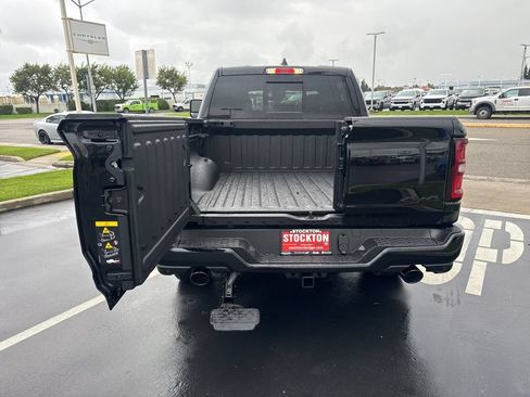 New 2026 RAM 1500 4x4 Crew Cab image 20