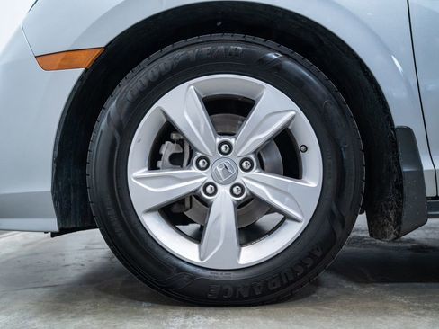 Used 2019 Honda Odyssey EX image 8