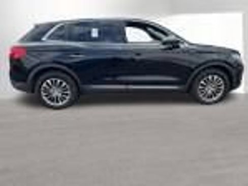Used 2018 Lincoln MKX Select w/ Select Plus Package AWD/4WD image 3