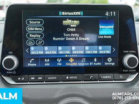 Used 2024 Nissan Sentra SV FWD image 37