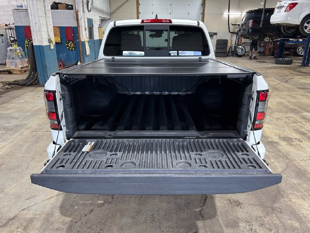 Used 2022 Nissan Frontier PRO-4X AWD/4WD image 8
